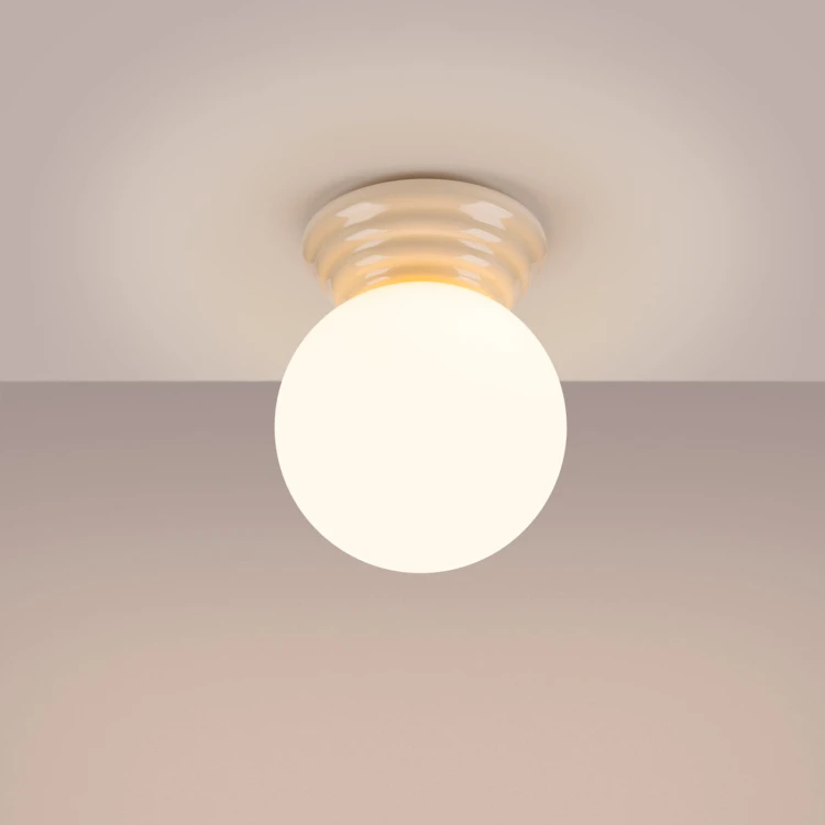 77c0b787d5ccd5d2a8d8a37180b01117