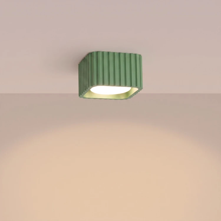 e63b5e697d55de25ae00ad22683de51c